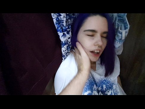 ❤️ Fandt min søster i skabet og hjalp hende med at komme Sex at da.rex-porn-com.ru ❌️❤